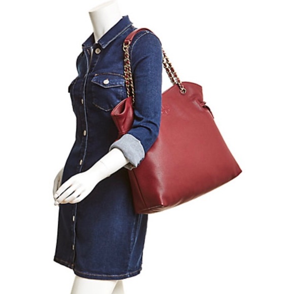 Tory Burch Thea Slouchy Leather Chain Tote - Picture 6 of 6